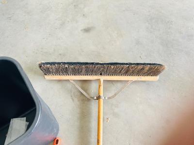 HOUSEHOLD ITEMS