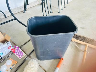 HOUSEHOLD ITEMS