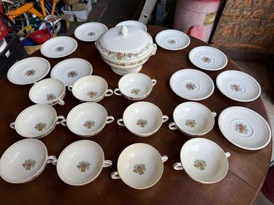 Sale Photo Thumbnail #177: Soup terrain. This matches the other set of China. In the next pictures. this is in good condition.