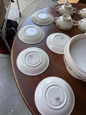 Sale Photo Thumbnail #184: Soup terrain. This matches the other set of China. In the next pictures. this is in good condition.
