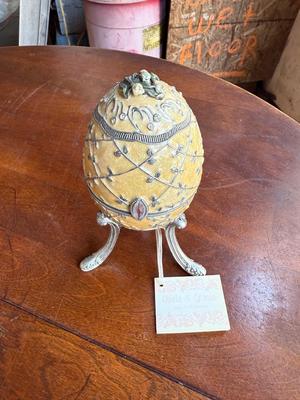 Sale Photo Thumbnail #192: This is for a musical yellow egg by