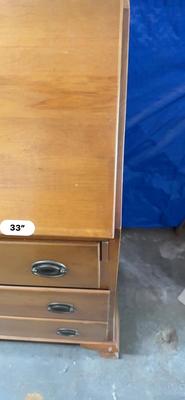Sale Photo Thumbnail #219: This is for the nicest little desk. It is made out of maple. It’s dovetailed. It’s in very good condition and it has a key to lock. The measurements are on the pictures.