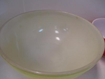 Vintage Pyrex Autumn Harvest Wheat Design Bowl & Vintage Pyrex Mixing Bowls