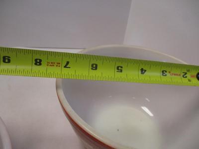 Vintage Pyrex Autumn Harvest Wheat Design Bowl & Vintage Pyrex Mixing Bowls