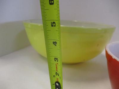 Vintage Pyrex Autumn Harvest Wheat Design Bowl & Vintage Pyrex Mixing Bowls