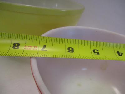 Vintage Pyrex Autumn Harvest Wheat Design Bowl & Vintage Pyrex Mixing Bowls