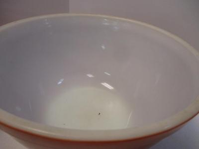 Vintage Pyrex Autumn Harvest Wheat Design Bowl & Vintage Pyrex Mixing Bowls