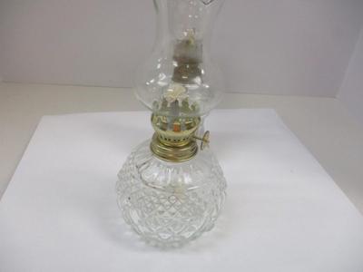 Vintage Small Swirl Glass Oil Lamp & Retro Oil Lamp