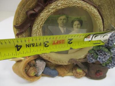 Vintage Picture Frame Victorian Style Table Top 3D