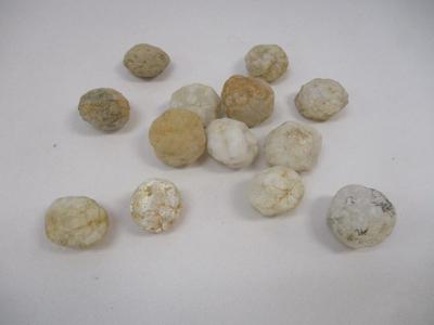 Small Geode Agate Raw Crystal Mineral Natural White Stone Specimens #2