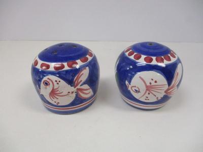 Vietri Solimene Fish Designs Hand Painted Salt & Pepper Shakers Made In Italy