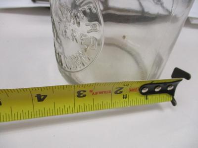 4 Vintage EDW. J. Kaemmer & Son Meriden Conn Quart Glass Milk Bottles W/ Carrier