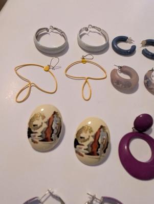 Costume Jewelry Antique Pierced Earrings #25