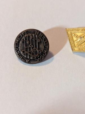 Assortment Of Costume Jewelry Lapel Pins #35