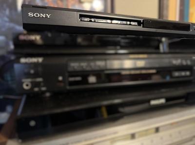 Sony DVD/CD/Video CV Player Model #5560D