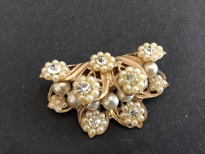 Pretty Vintage Brooch