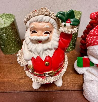 Sale Photo Thumbnail #79: Santa is in good condition and so are the candles and flameless candles