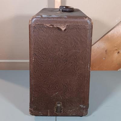 LOT 5: Keystone 1950s K-68 Commander 8mm Projector