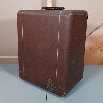 LOT 5: Keystone 1950s K-68 Commander 8mm Projector