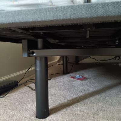 LOT 20: MattressFirm Signature Adjustable Queen Size Bed Frame Model 143807P