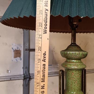 LOT 112: Vintage Westwood Ind. Hollywood Regency Style Porcelain and Metal Lamp