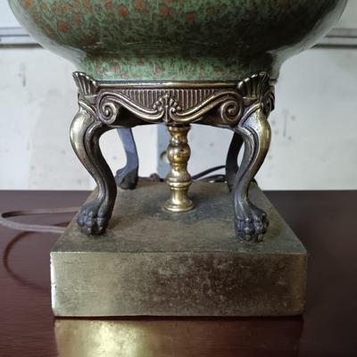 LOT 112: Vintage Westwood Ind. Hollywood Regency Style Porcelain and Metal Lamp