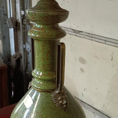 LOT 112: Vintage Westwood Ind. Hollywood Regency Style Porcelain and Metal Lamp