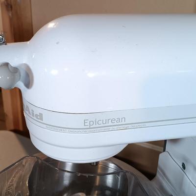 LOT 132: KitchenAid KT2651XWW Epicurean 6qt Stand Mixer with Accessories