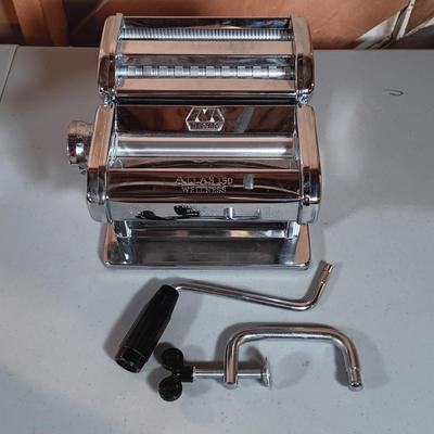 LOT 135: Atlas 150 Wellness Marcato Classic Pasta Machine, KitchenSmith Toaster, Kettle & Coffee Pot