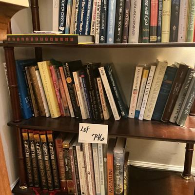 ??? 746 Three Shelves Of Holistic Healing Books