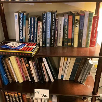 ??? 746 Three Shelves Of Holistic Healing Books