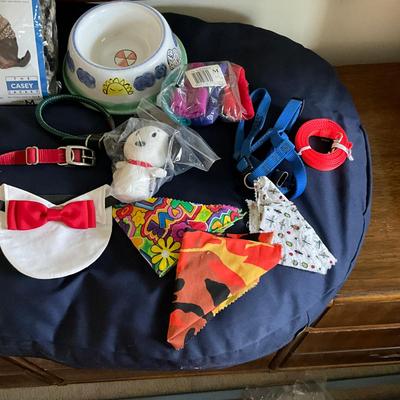 Sale Photo Thumbnail #1033: Total of 18 items