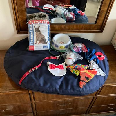 Sale Photo Thumbnail #1034: Total of 18 items