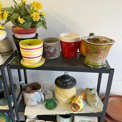 Sale Photo Thumbnail #1056: Comes with various small plant pots for gardening, Jack-o-Latern Pot, flower aquarium, Rabbit sprinkler