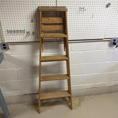 LOT 21B: Wooden Ladders, Step Stool & Magna Cart