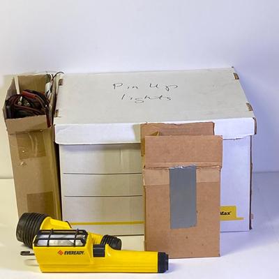 LOT 22B: Collection of Work & Shop Lights