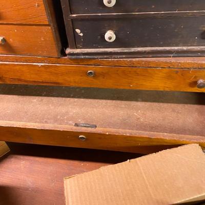 LOT 32B: Cinch Drive Sleeve Cinch Anchors, Router Bits & More