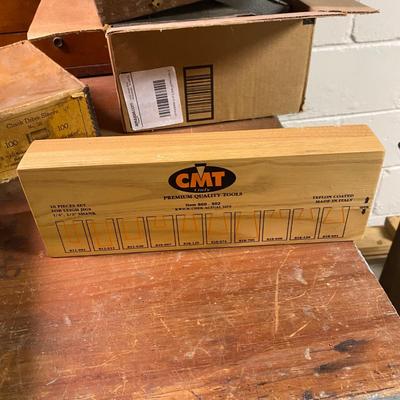 LOT 32B: Cinch Drive Sleeve Cinch Anchors, Router Bits & More