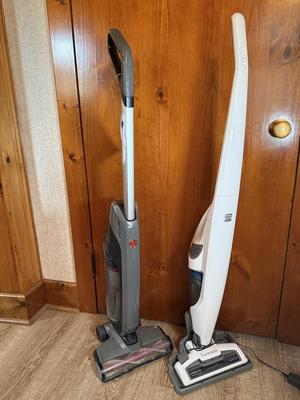 LOT 224K: Kenmore Stratus 24V Slim Cordless Vacuum & Hoover Evolve Pet Cordless Vacuum w/ Tag