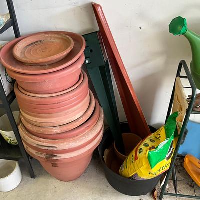 Sale Photo Thumbnail #1110: Also comes with potting soil