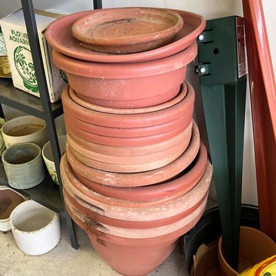 Sale Photo Thumbnail #1109: Also comes with potting soil