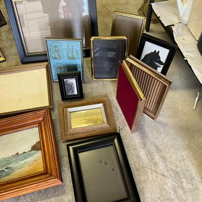Sale Photo Thumbnail #1115: Biggest frame measures: 16" wide x 14" high
