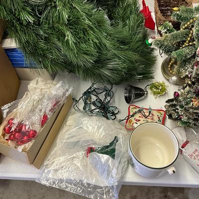 Sale Photo Thumbnail #1150: Bottle brush tree with music box, hand-blown glass ornaments, 11 shiny bright ornaments, two wreaths
