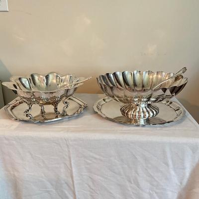 Sale Photo Thumbnail #1248: Comes with trays, spoons & bowls
Bigger bowl: 12" wide x 4.5" high x 10.5" deep
Smaller bowl: 10.75" diameter x 4" high
