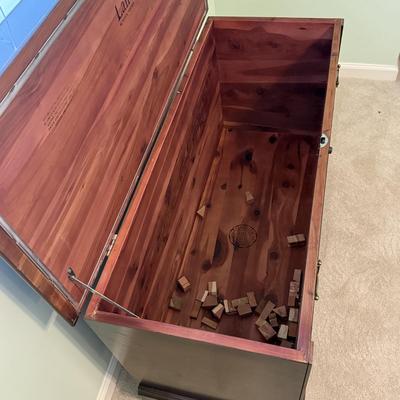 Lane Cedar Chest