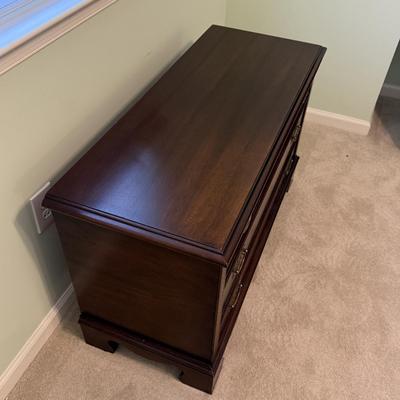 Lane Cedar Chest