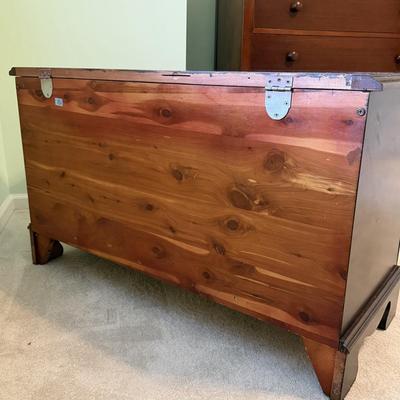 Lane Cedar Chest
