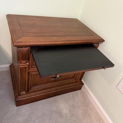 Stanley Furniture Nightstand with Pull-Out Tray
