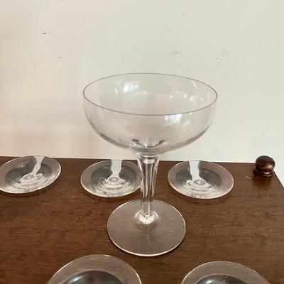 Sale Photo Thumbnail #1324: Total of 7 glasses
Rack: 17.5" wide x 9" deep x 19" high