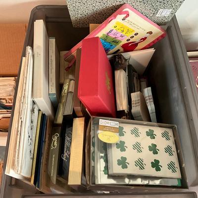Sale Photo Thumbnail #1336: Large assortment of various cards